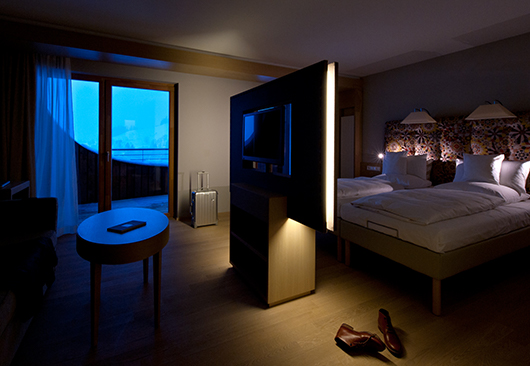 Light Creates Atmosphere at the Hotel Room